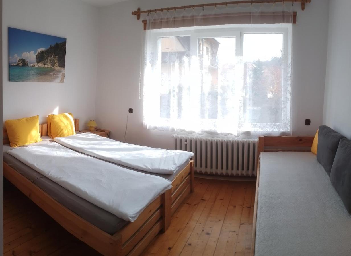 Krolowka Makow Podhalanski Bagian luar foto